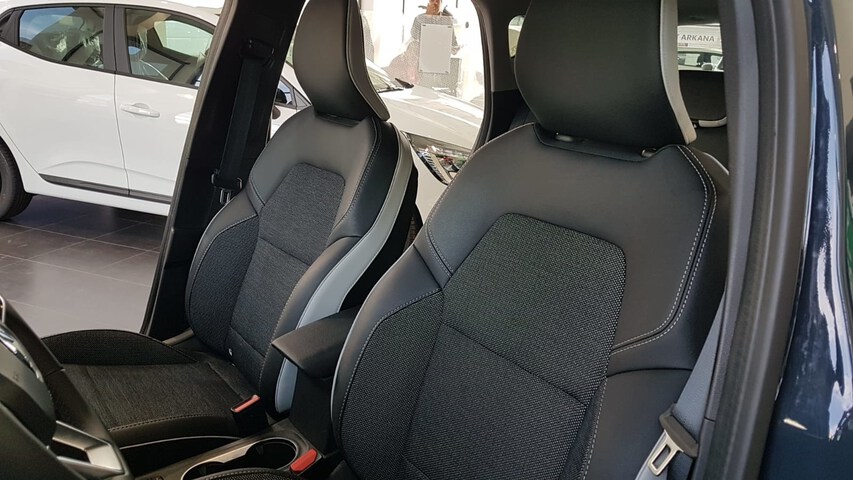 Inside Captur  Azul