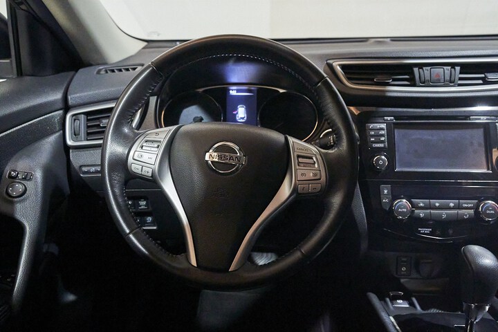Inside X-Trail Diesel  VERDE