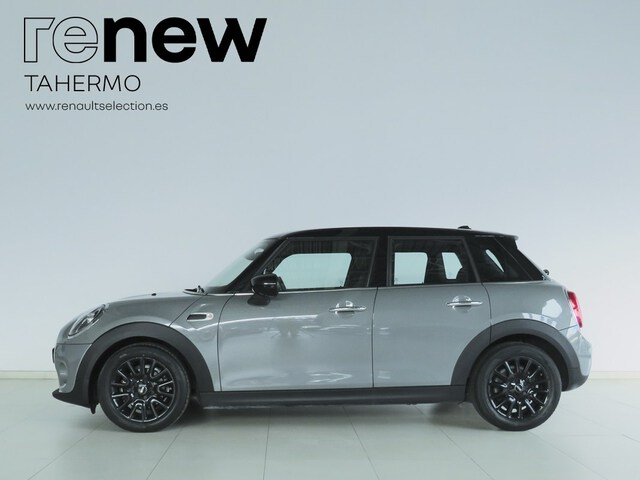 Outside  F60 Countryman  Moonwalk Grey