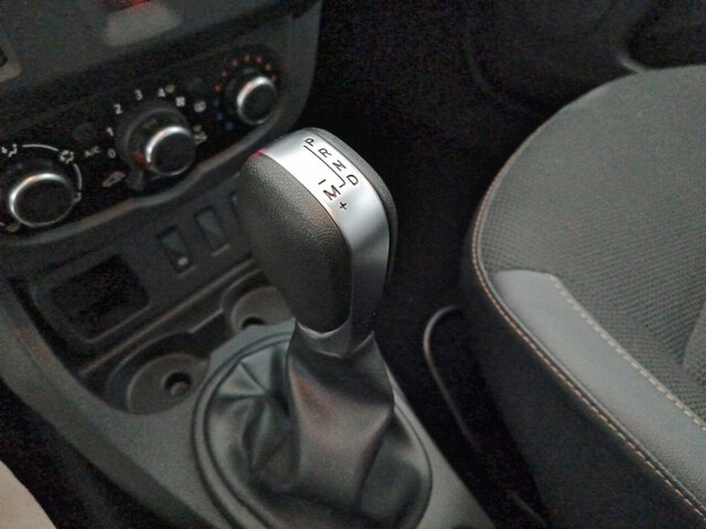 Inside Duster Diesel  BLANCO