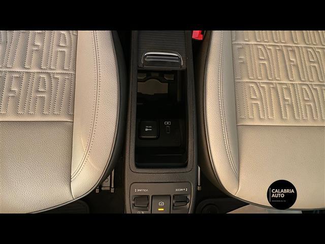 FIAT 500e 00006544_VO38033579