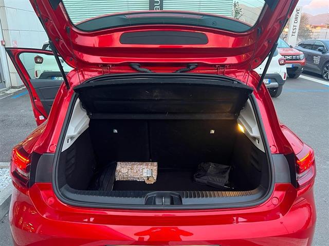 RENAULT Clio V 2019 05875933_VO38013080