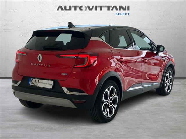 RENAULT Captur 00985240_VO38023207