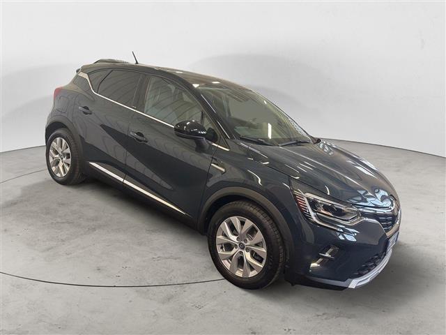RENAULT Captur 05583681_VO38013172
