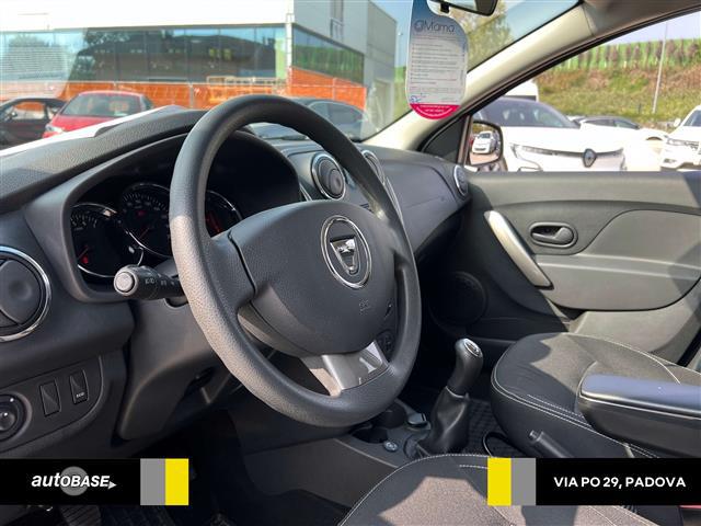 DACIA Sandero 01093601_VO38013498