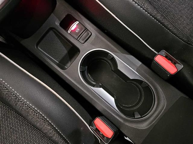 RENAULT Captur 02416193_VO38013170