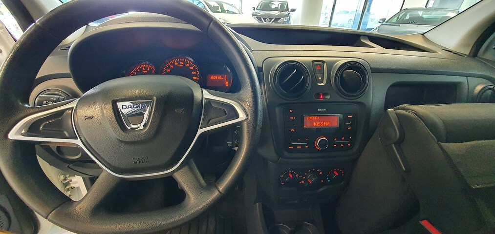 Inside Dokker Van Diesel  BLANCO