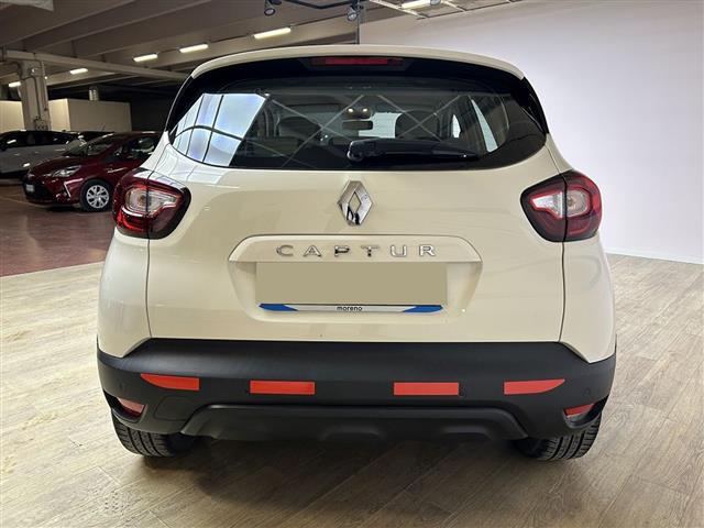 RENAULT Captur I 2017 05719337_VO38043127