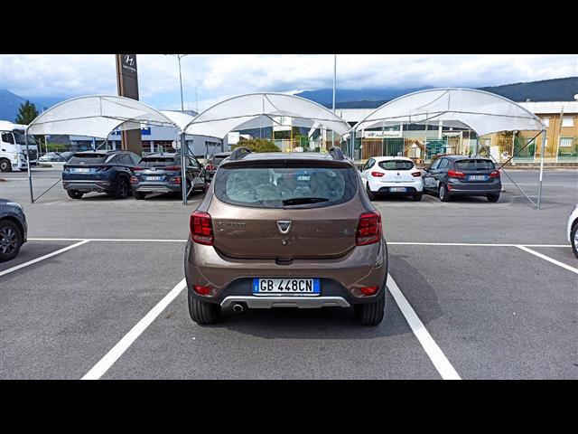 DACIA Sandero 00024006_VO38013404
