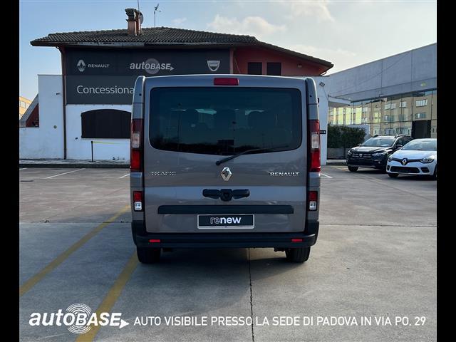 RENAULT Trafic Passenger 29 2019 01094366_VO38013498