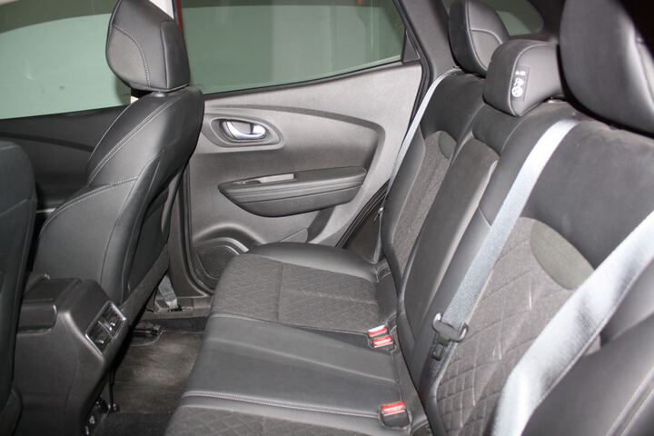 Inside Kadjar  ROJO DESEO