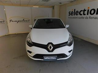 RENAULT Clio 02367542_VO38043894