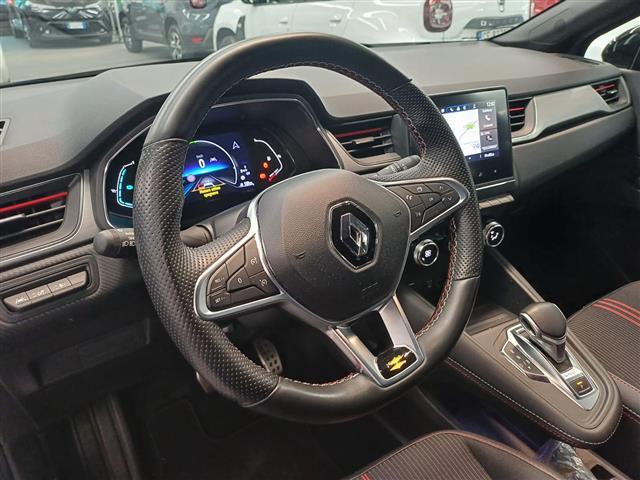 RENAULT Captur 00016026_VO38023184