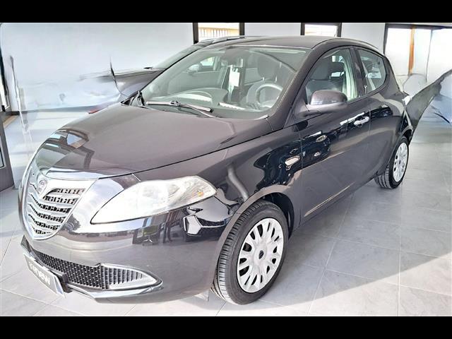 LANCIA Ypsilon 00760406_VO38013074