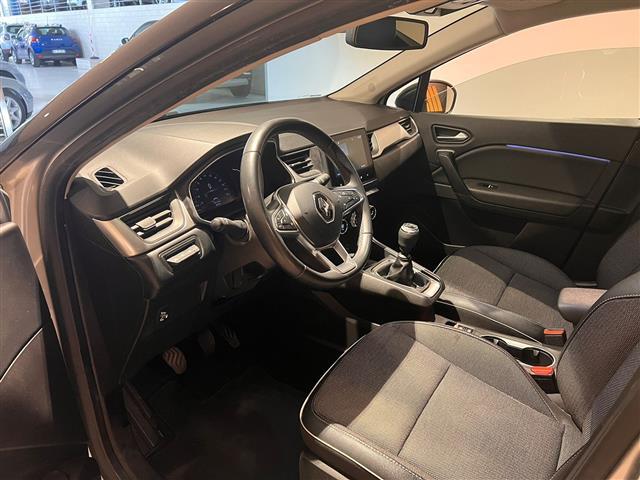 RENAULT Captur 01249485_VO38013065