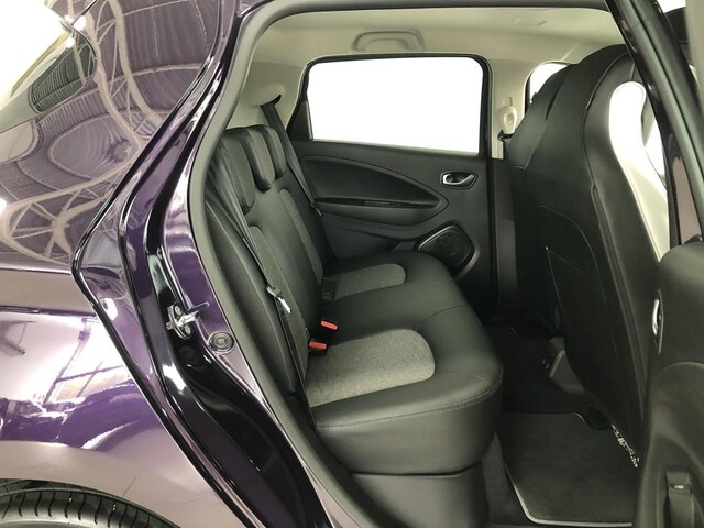 Inside  Zoe E-Tech 100% eléctrico  Morado Blueberry