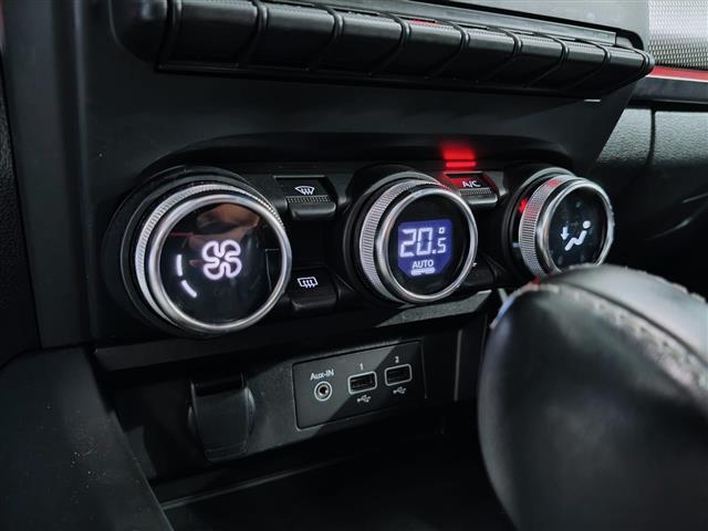 RENAULT Arkana 00014680_VO38013022
