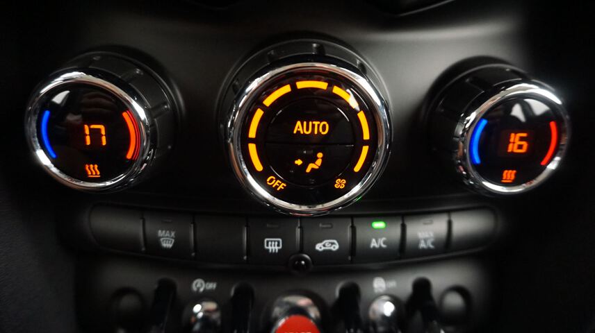 Inside  F56 Diesel  Negro