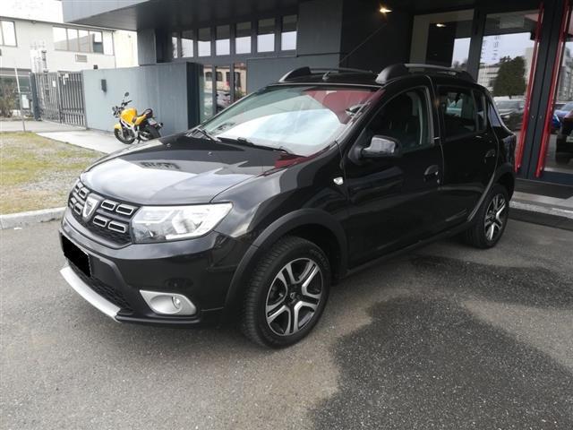 Sandero  Stepway Metallizzata Nero