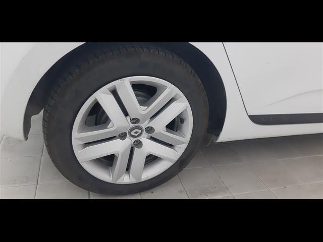 RENAULT Clio V 2019 00006622_VO38033579