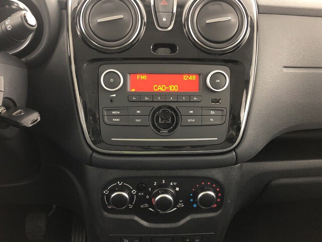 Inside Lodgy Diesel  Gris