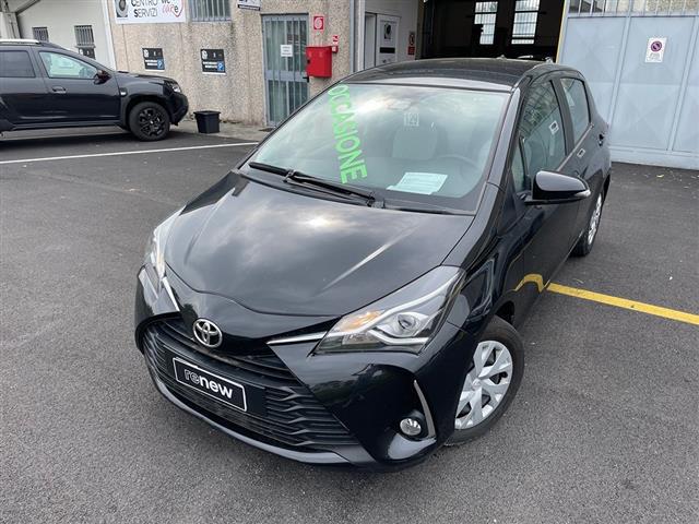 TOYOTA Yaris 00392996_VO38023217