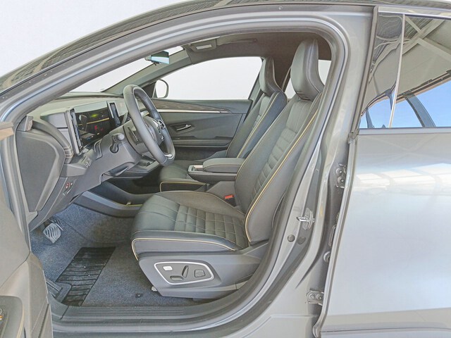 Inside  MEGANE E-TECH 100% ELÉCTRICO  carrocería gris piz