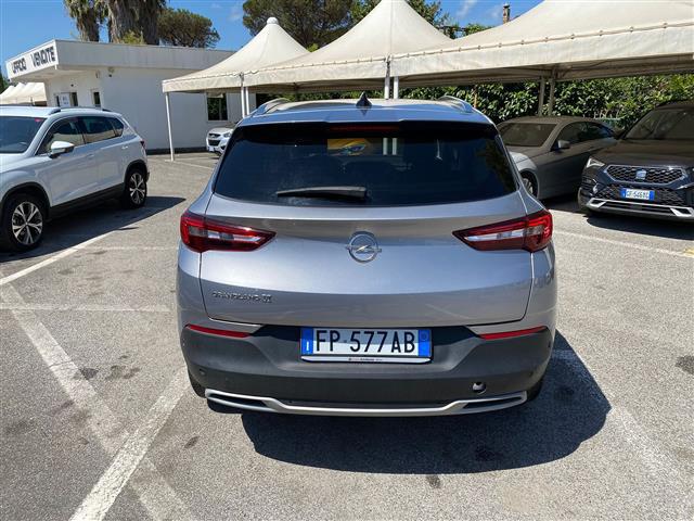 OPEL Grandland X 02640405_VO38043366