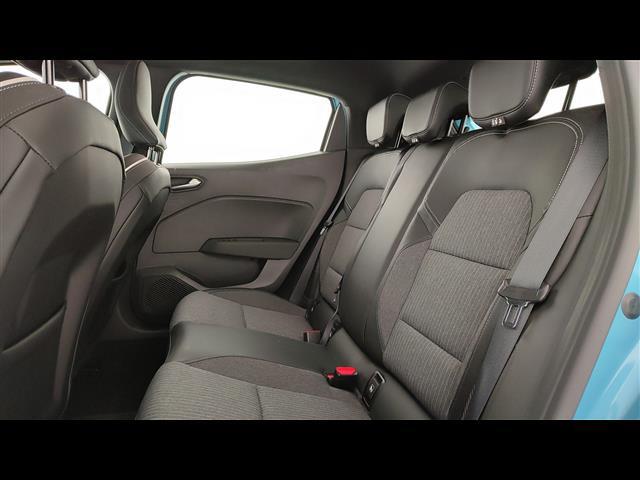 RENAULT Clio 00948816_VO38023732