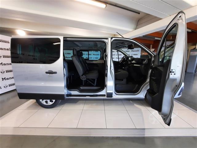 RENAULT Trafic 00048699_VO38013022