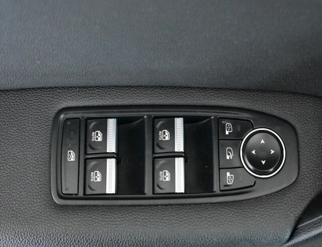 Inside Captur Híbrido Enchufable  Blanco Nacarado con 