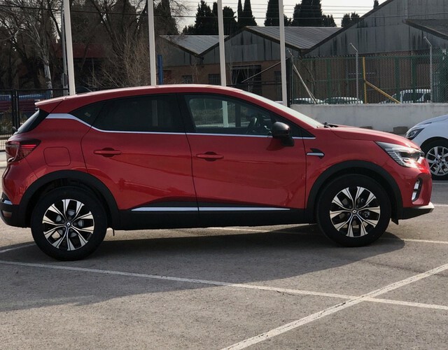 Inside Captur  Rojo Deseo