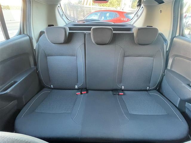 DACIA Sandero 05859690_VO38013080