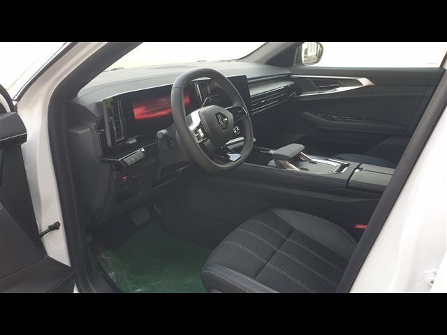 RENAULT Austral 00024629_VO38013404