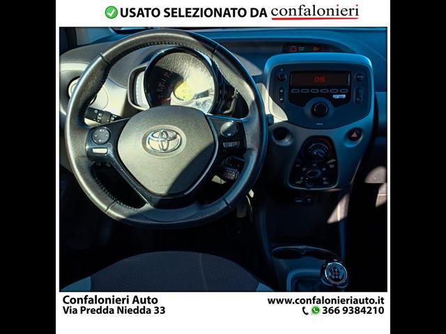TOYOTA Aygo 00009522_VO38013165