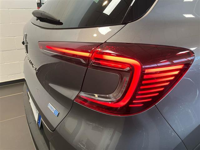 RENAULT Captur II 2019 00984215_VO38023207