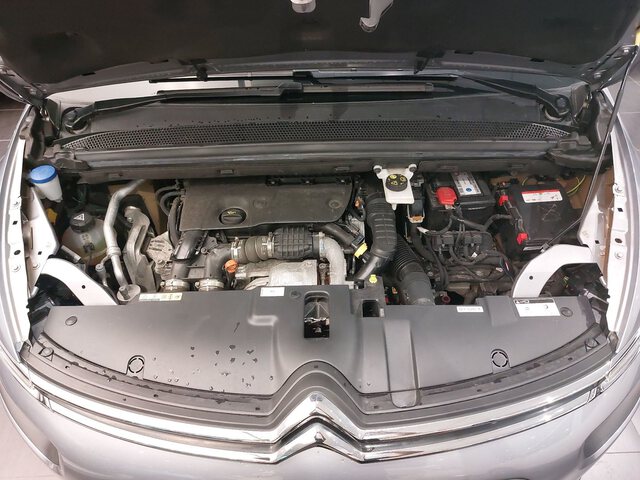 Inside C4 Picasso Diesel  Gris