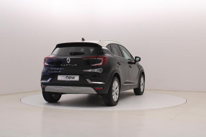 Outside Captur  Negro
