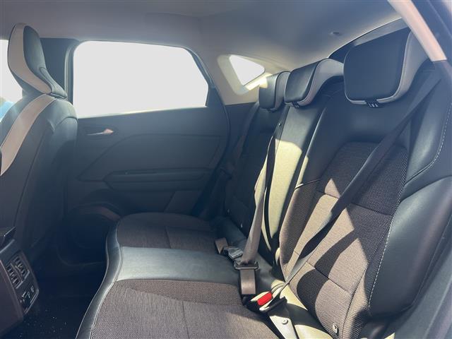 RENAULT Captur 05258500_VO38013034