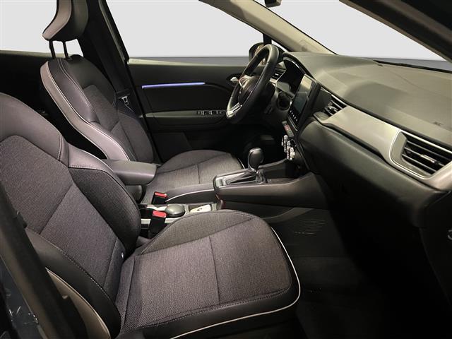 RENAULT Captur 05256750_VO38013034