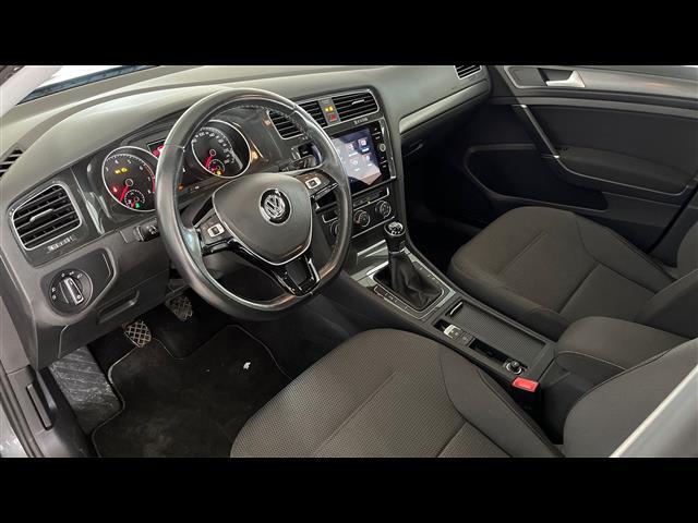 VOLKSWAGEN Golf VII 2017 5p 00015703_VO38043670