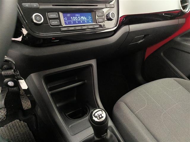 VOLKSWAGEN up  2012 00973093_VO38023732