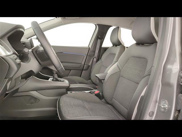 RENAULT Captur 00948035_VO38023732
