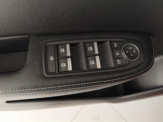 RENAULT Arkana 00189365_VO38023507