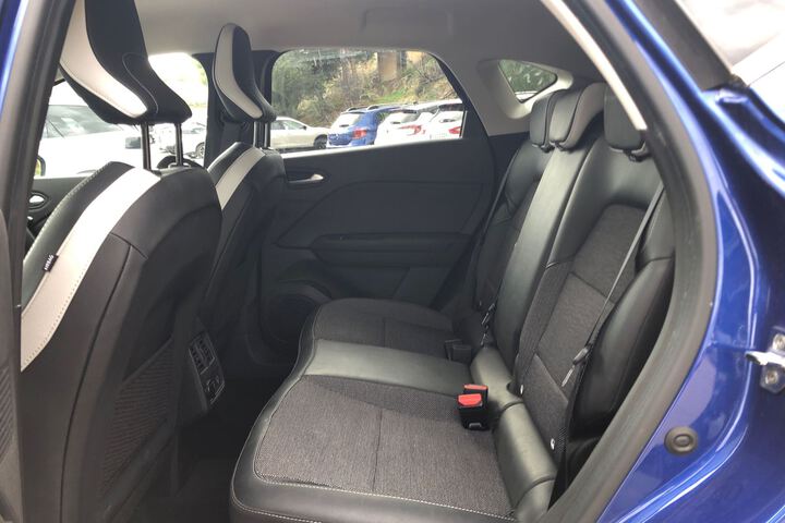 Inside Captur  Azul Rayo con techo 