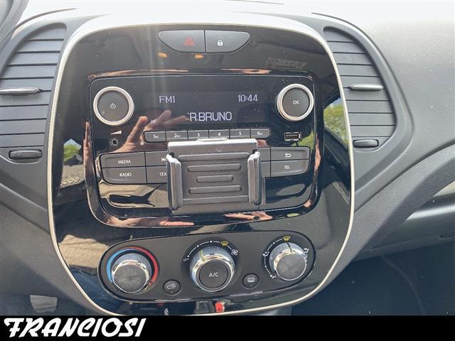 RENAULT Captur I 2017 00023073_VO38013018