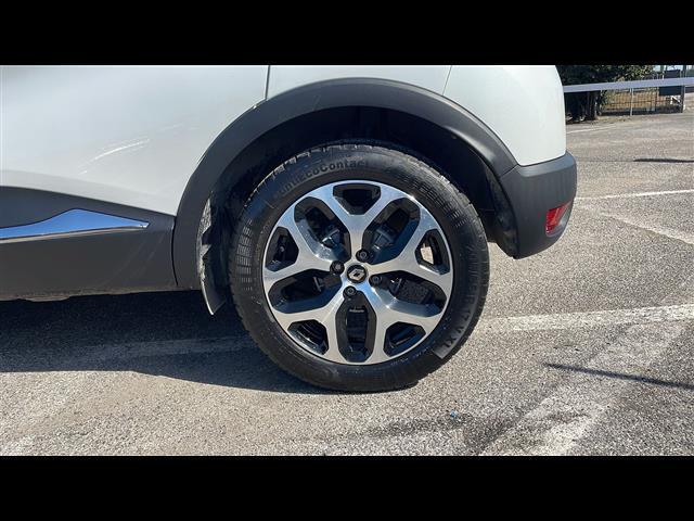RENAULT Captur 02640329_VO38043366