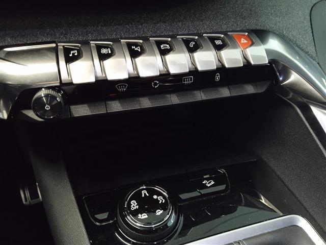 PEUGEOT 5008 II 2016 00014564_VO38043670
