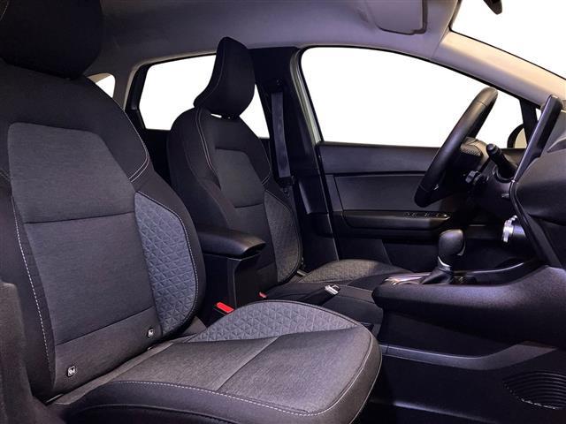 RENAULT Captur 00984932_VO38023207