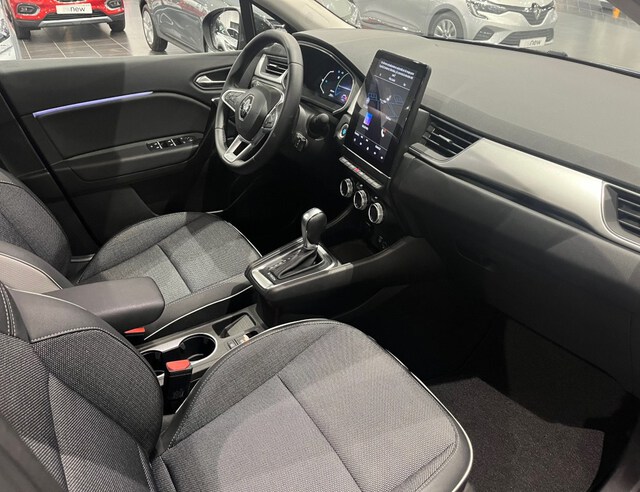 Inside Captur Híbrido  Azul Rayo con techo 